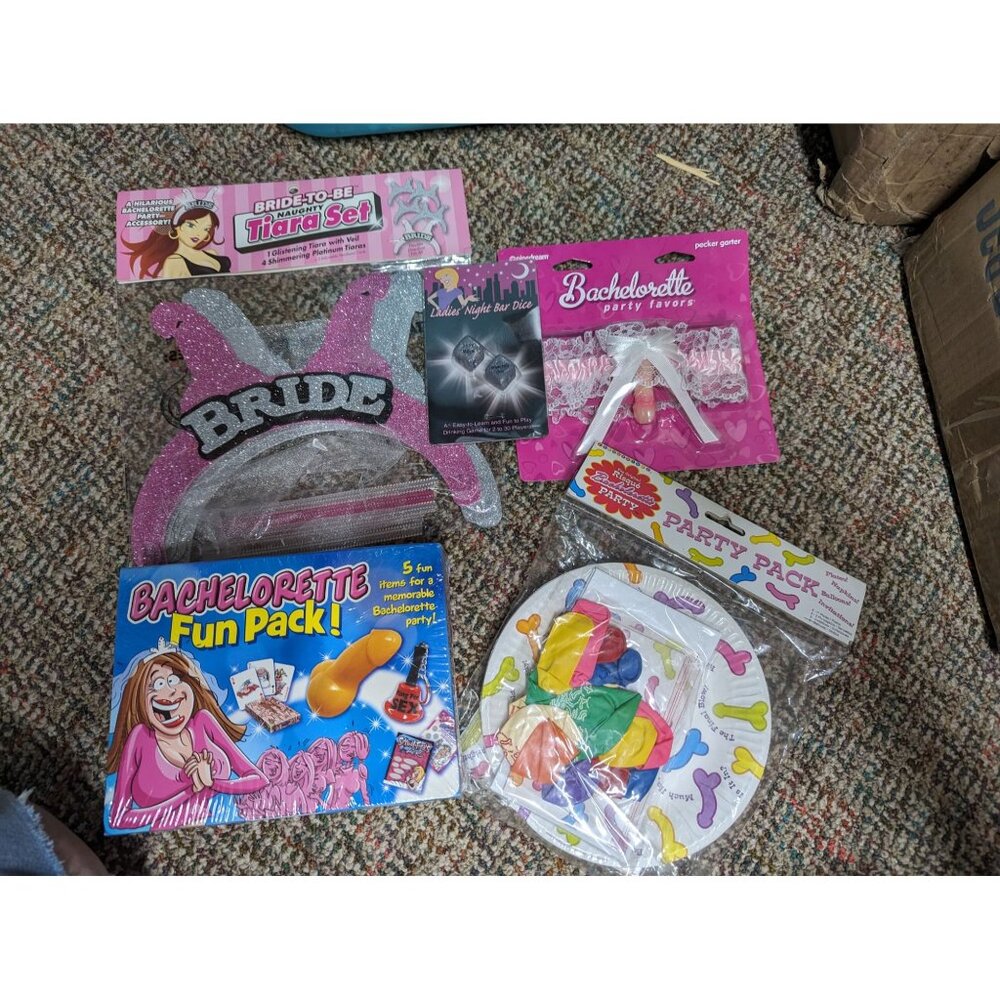 Bachlorette Party pack 5 items $ 60 MSRP Plates, tiara,‎ dice AND MORE